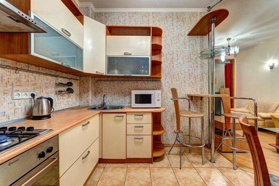 Apartments On Shota Rustaveli Kiev Buitenkant foto